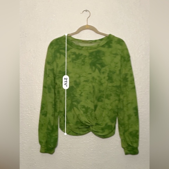 Zella green tie-dye, long sleeve, top size medium - Picture 4 of 9